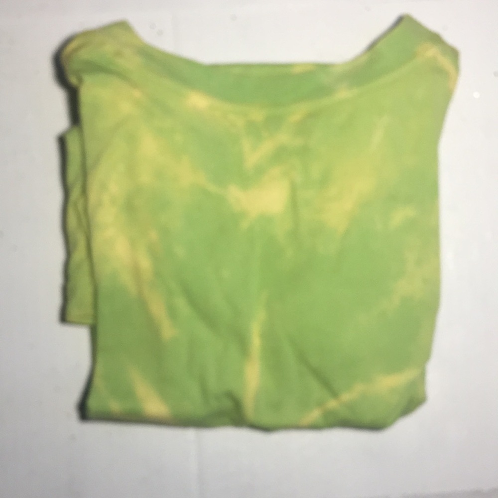 Green tie-dye